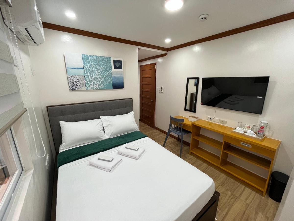 The Legacy Hotel Tayabas Dış mekan fotoğraf